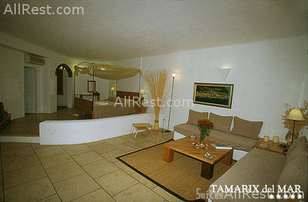 Tamarix Del Mar Suites 9